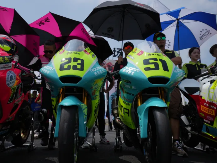 1744178229801145.jpg 4.jpg