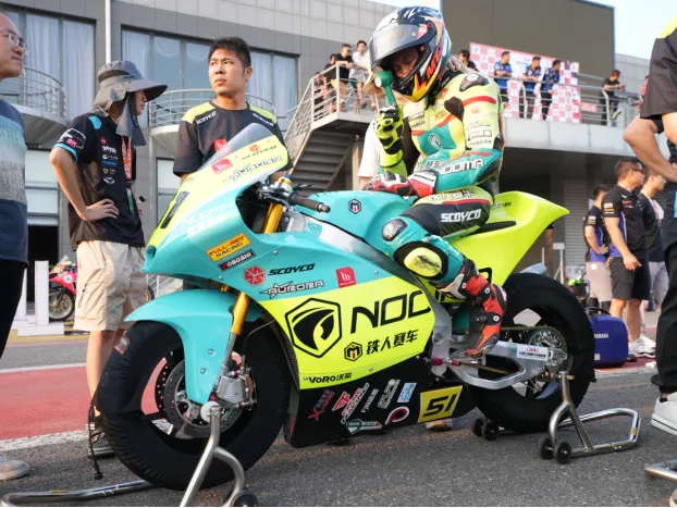 1744178260359555.jpg 6.jpg